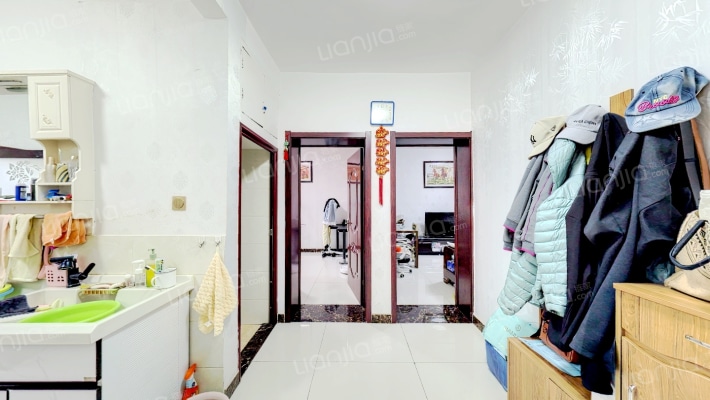 跃进路24号二手房实景图