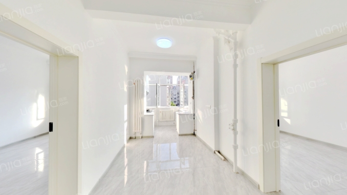 松拖小区二手房实景图