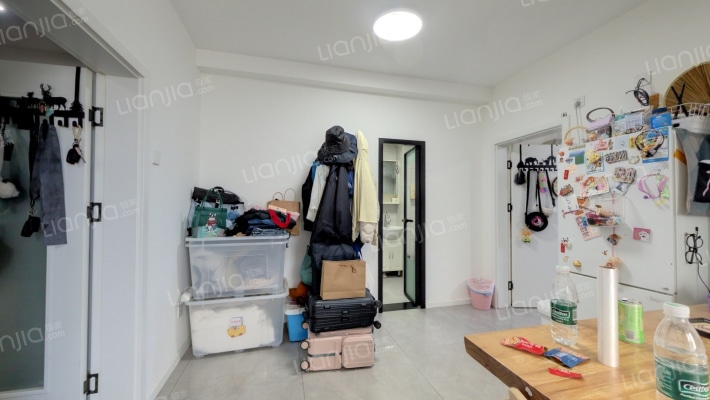 新外大街18号二手房实景图