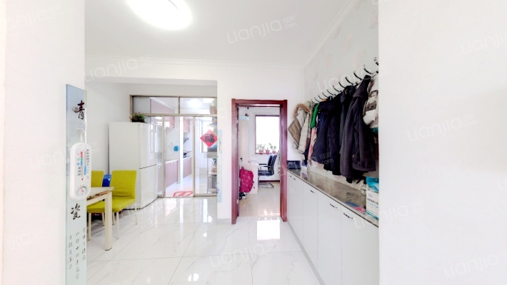 龙泰檀香苑一期二手房实景图