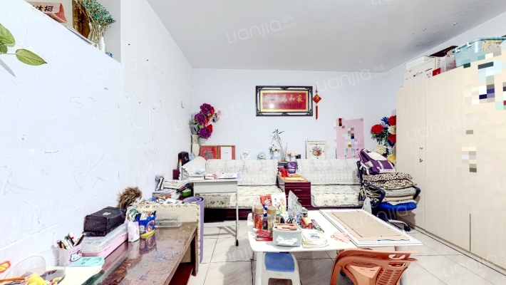 新郑路5号院二手房实景图