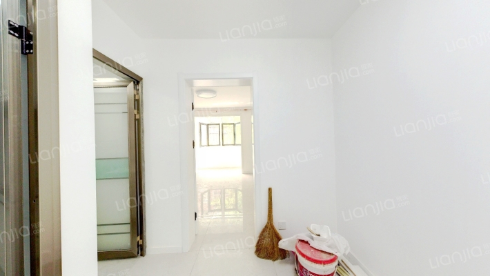 昆云里二手房实景图