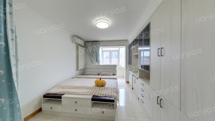 参政胡同19号院二手房实景图