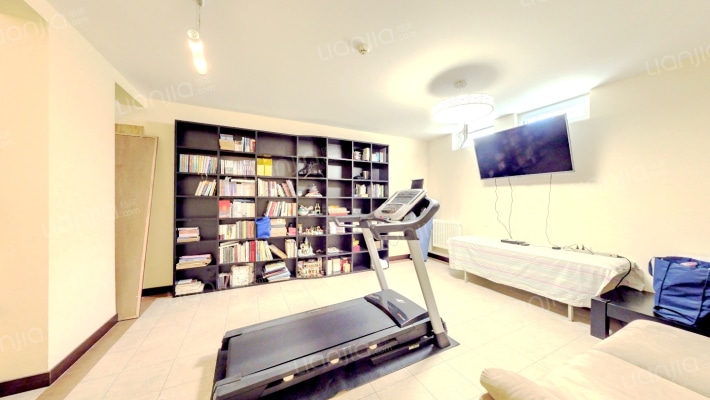 美林香槟小镇二手房实景图