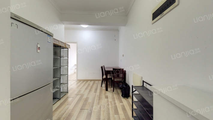 金浦御龙湾B区二手房实景图