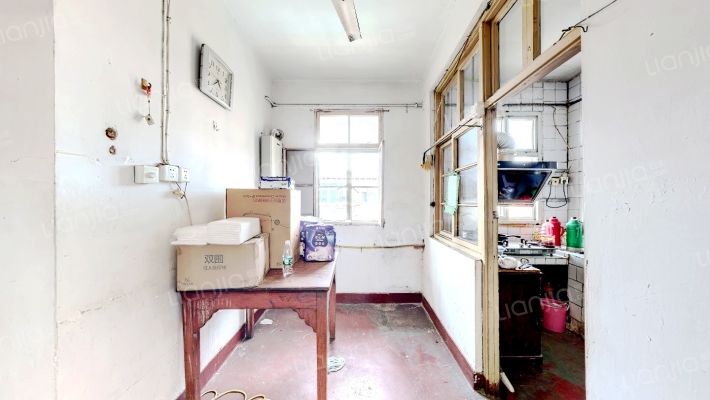 化建一村二手房实景图