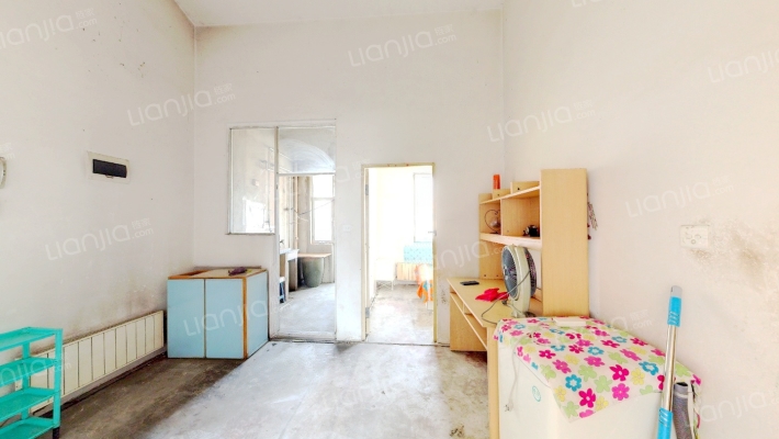 新立园二手房实景图