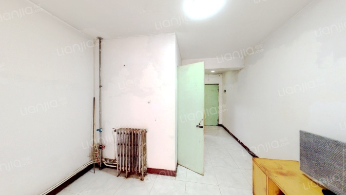 南江西里二手房实景图