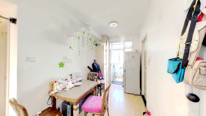 红和里二手房实景图