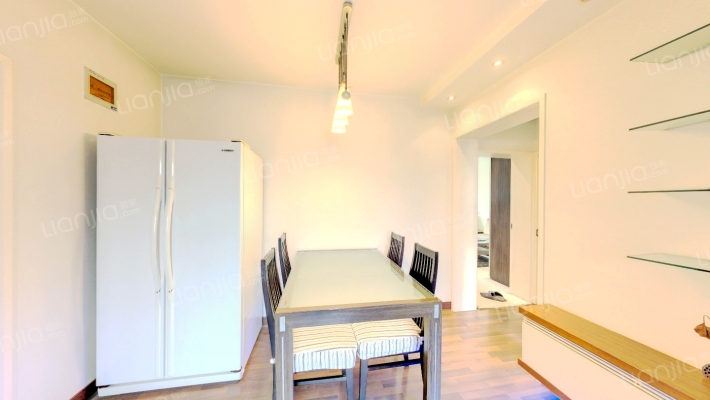 报国寺东夹道1号东院二手房实景图