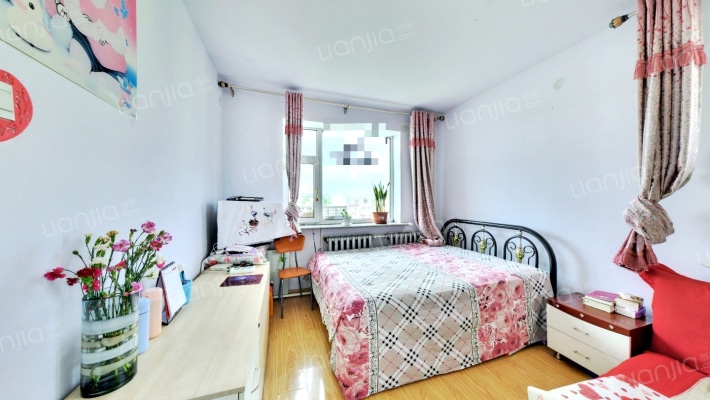 一汽32街区二手房实景图