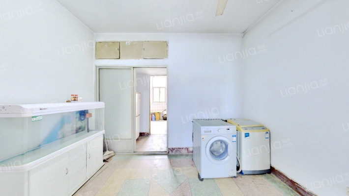 计生委家属楼二手房实景图