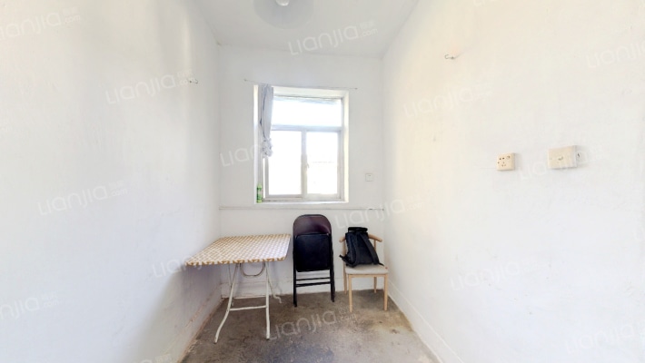 桥工新村二手房实景图