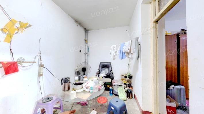 第十二中学宿舍二手房实景图