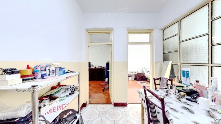 白楼宾馆宿舍二手房实景图