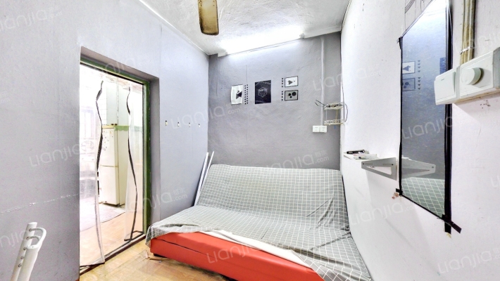 汽车城宿舍二手房实景图