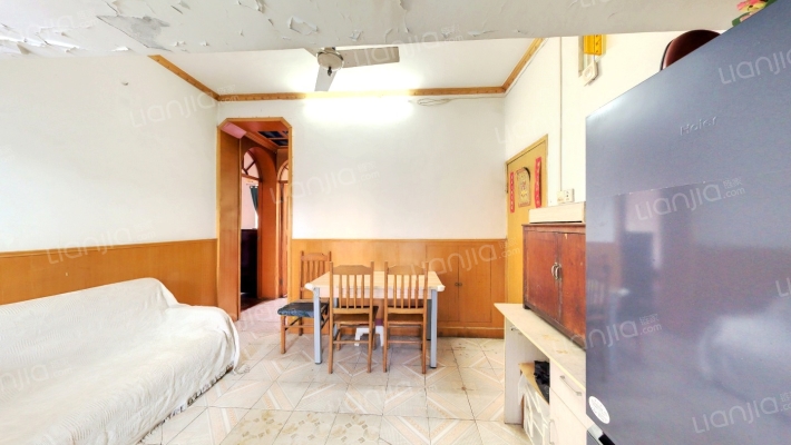 定淮门2号二手房实景图