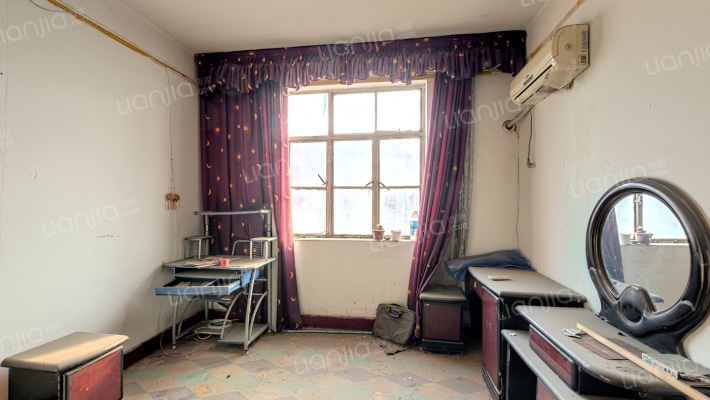 太子山路二手房实景图