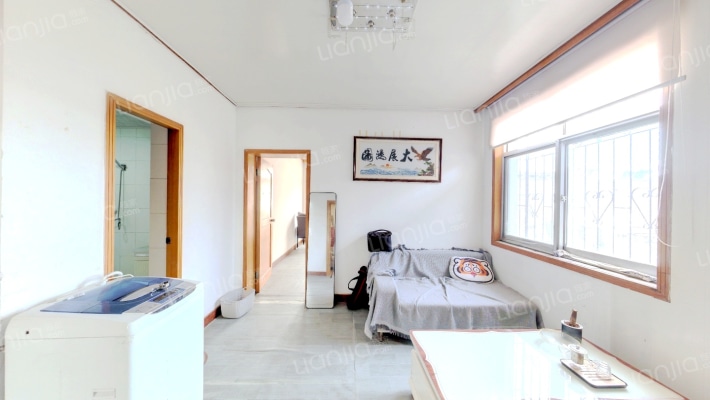 宏图新村二手房实景图