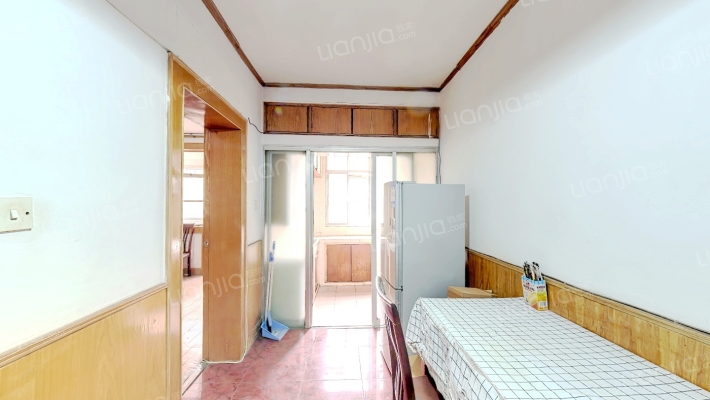 光华东街18号小区二手房实景图