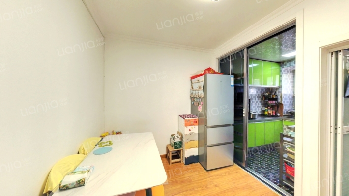 红花地二手房实景图