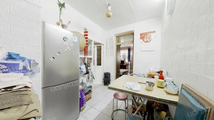 三牌楼大街二手房实景图