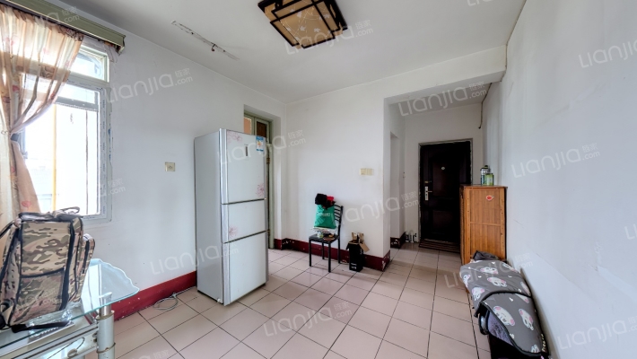 中山路242号二手房实景图