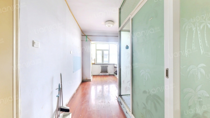 一汽33街区二手房实景图