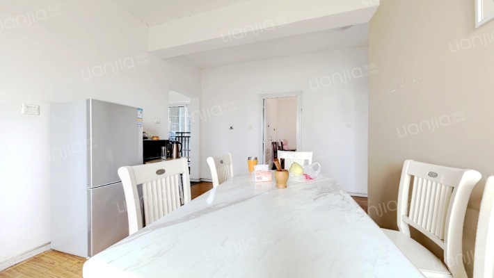 玺龙湾二手房实景图