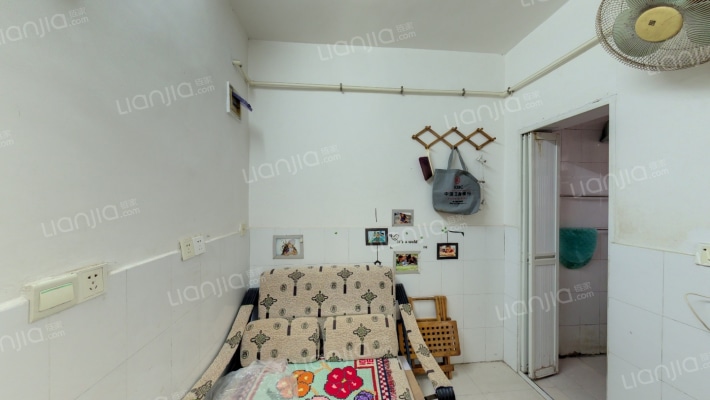 农业路67号院付5号二手房实景图