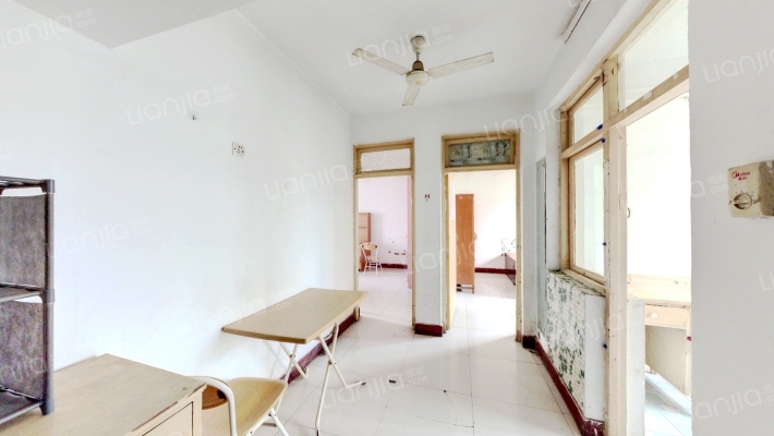 范西路邮专宿舍二手房实景图