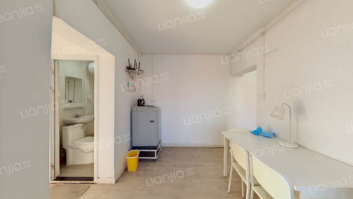 东冠英胡同二手房实景图