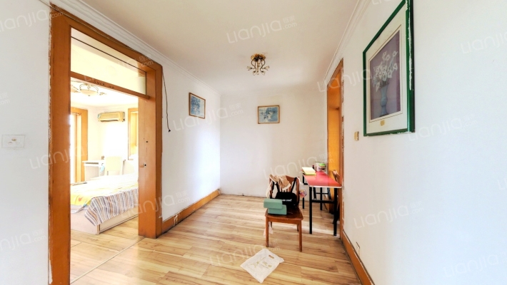 白春街二手房实景图