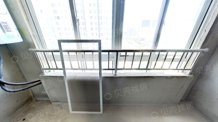 中基尚海花园 电梯八楼吧西山 四室 两个阳台 户型很好-阳台A