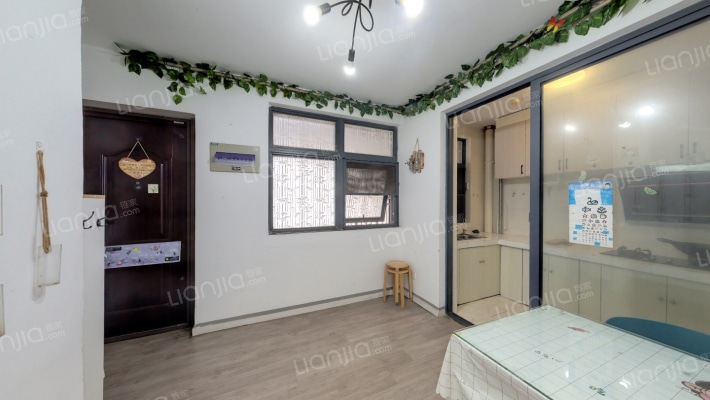 胜利家园二手房实景图