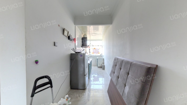 自由花园二手房实景图