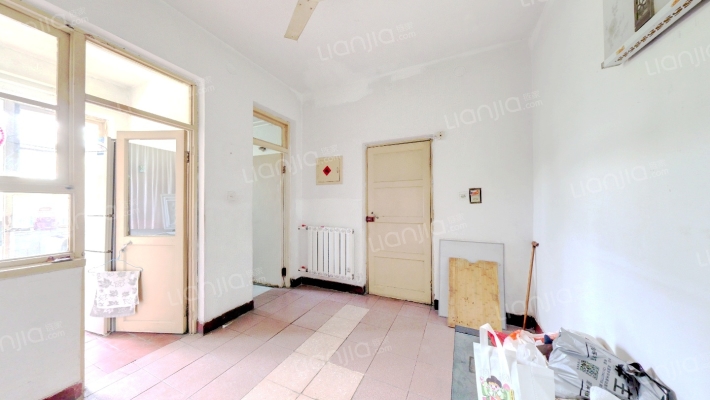 棉四生活区二手房实景图