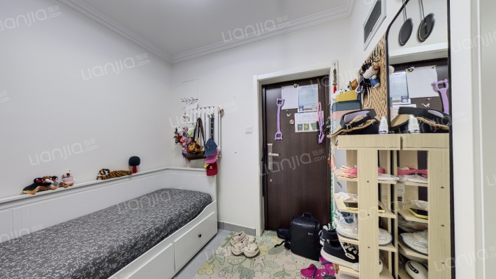 甸柳三区二手房实景图