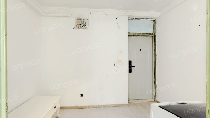 西平街一里二手房实景图