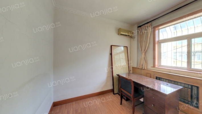 济南市中心医院宿舍二手房实景图