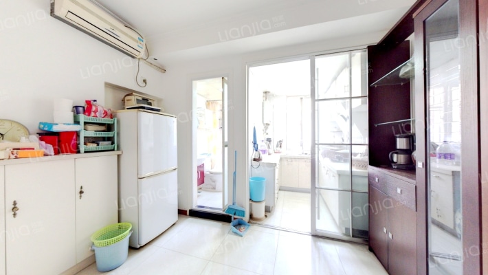 峨嵋路二手房实景图