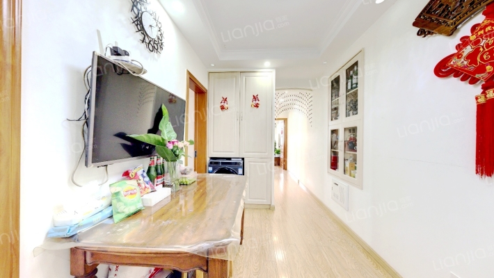 海潮公寓二手房实景图