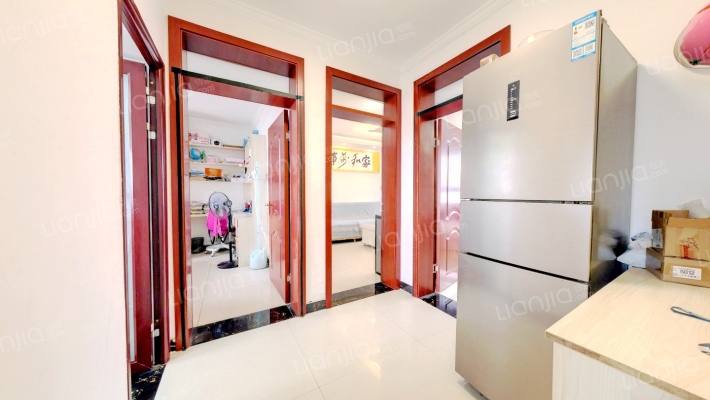 新风楼家属楼二手房实景图