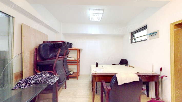 东吴商城二手房实景图