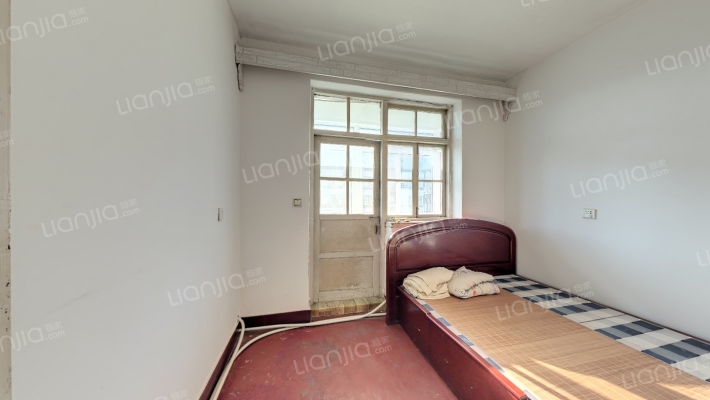 学工街二手房实景图