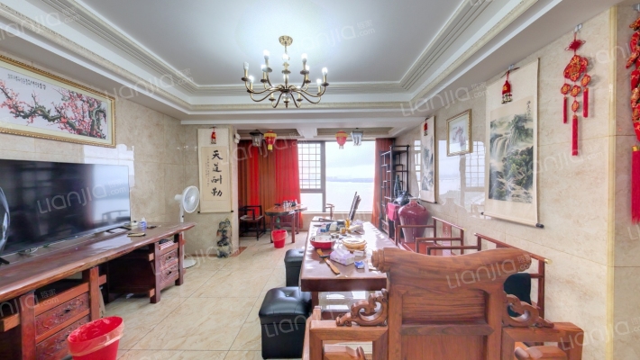 橡树湾二手房实景图