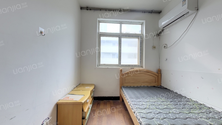 互助路18号院二手房实景图