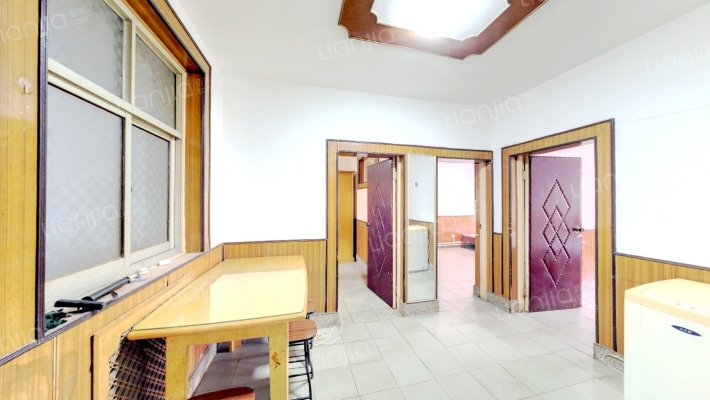 中国烟草烟厂宿舍二手房实景图