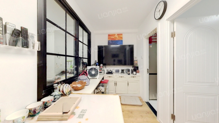 天下儒寓二手房实景图