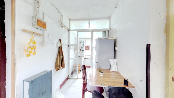 拱辰街73号二手房实景图